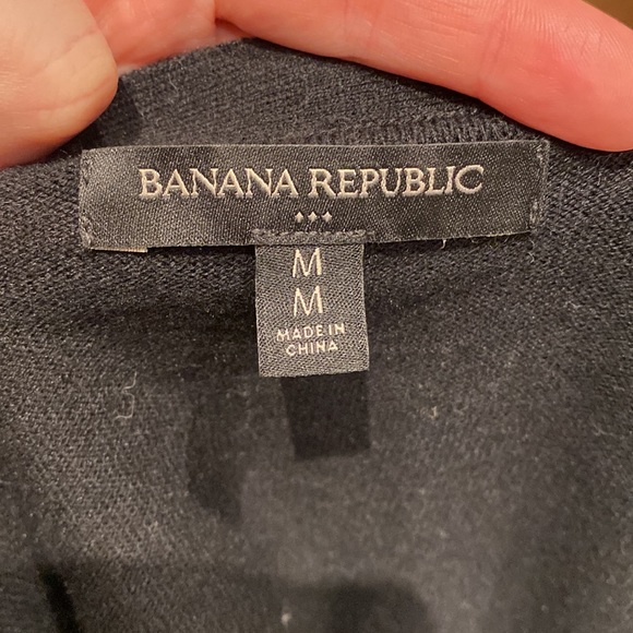 Banana Republic black cardigan size medium. - Picture 3 of 3